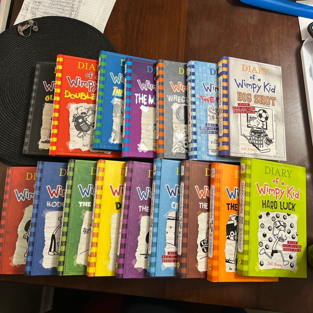 Diary of a Wimpy Kid 1-16 Hardback New Cond